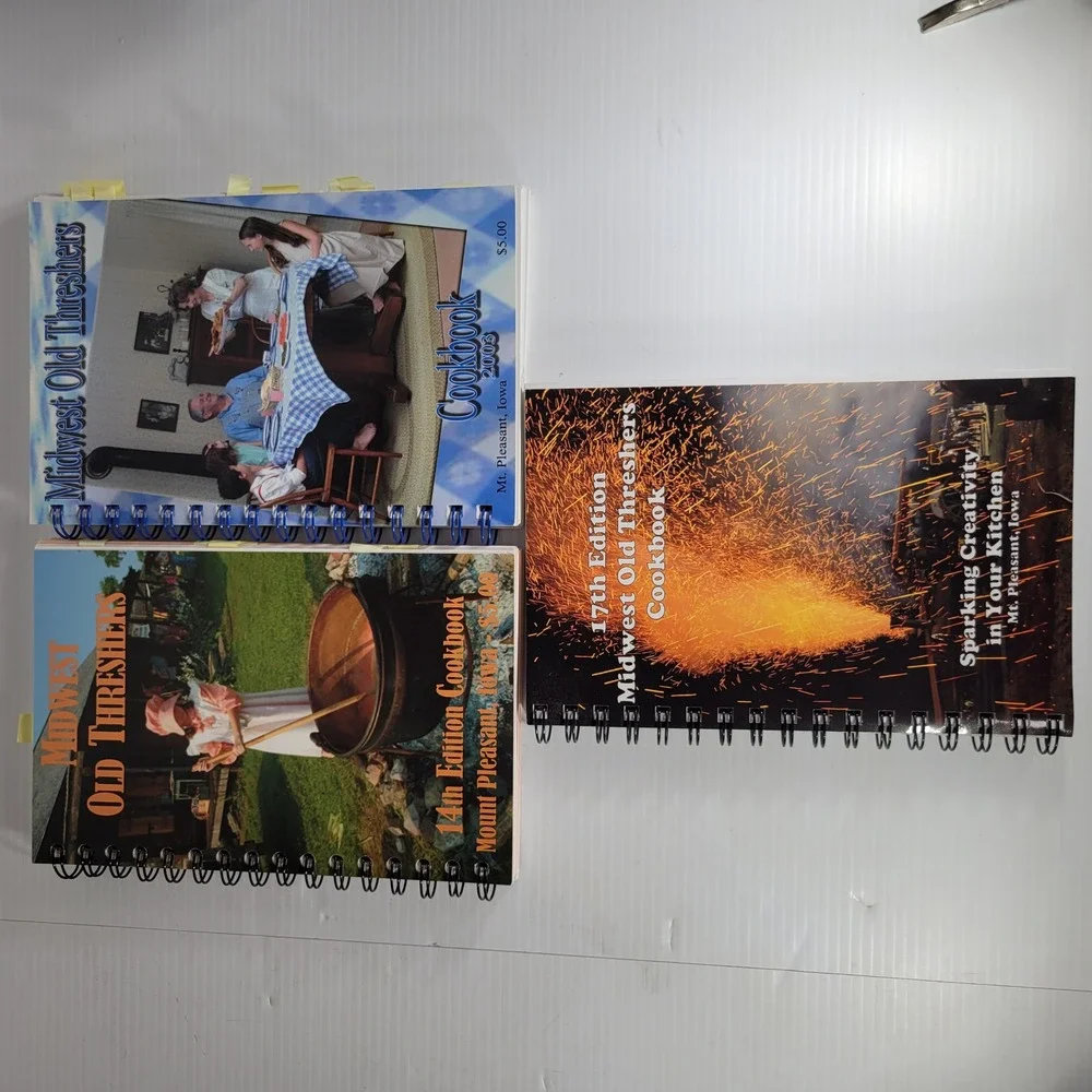 Midwest Old Threshers Cookbooks Lot‎ Community Recipes IA Mount Pleasant Rare